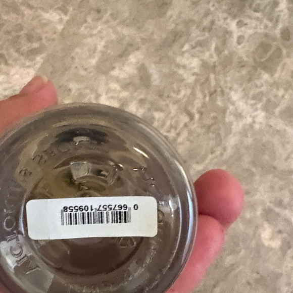 Victoria's Secret Lavender & Vanilla Relax Mist - Pink and Gold - Picture 4 of 5